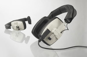 Vente The world wide standard closed headphone for monitoring, ENG/EFP and live-applications