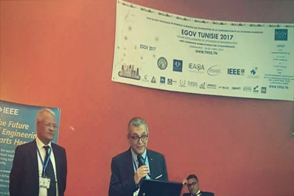  EGOV 2017 Tunisie présentation de la Stratégie Digitale : STEG Numérique 2020